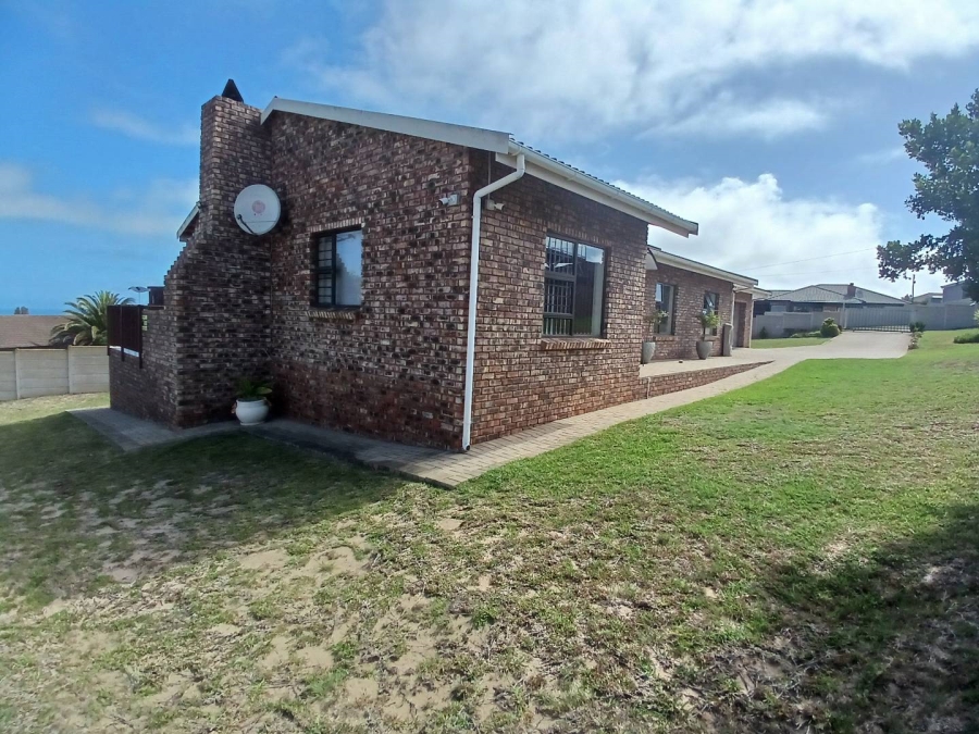 3 Bedroom Property for Sale in Dana Bay Western Cape